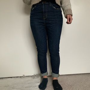 NWT Urban Outfitters BDG Twig high rise dark wash denim jean 26 W